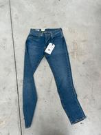 Nieuw Levi’s 512 slim taper maat 28/32, Kleding | Heren, Spijkerbroeken en Jeans, Ophalen of Verzenden, Nieuw, Blauw, W32 (confectie 46) of kleiner
