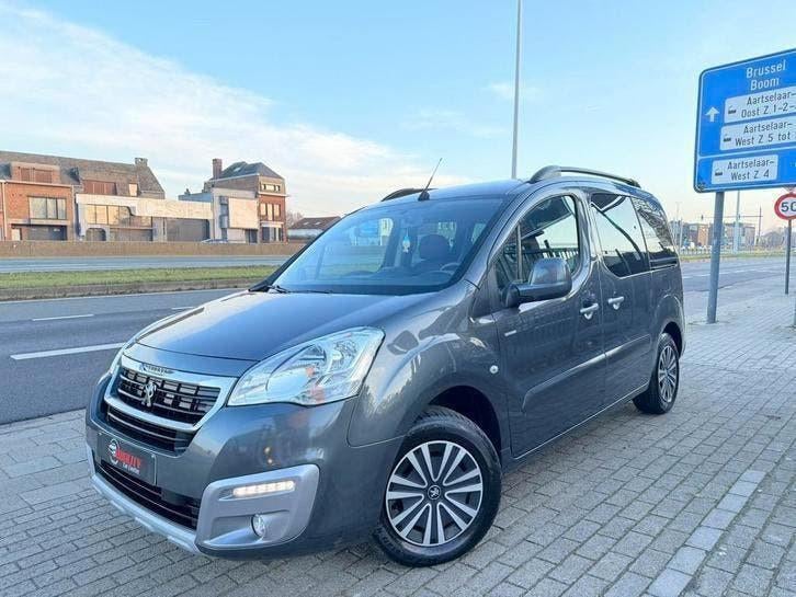 Peugeot Partner Tepee 2018 1.2benzine 100dkm Pdc Led Navi, Cuir, Argent ou Gris, Achat, Euro 6