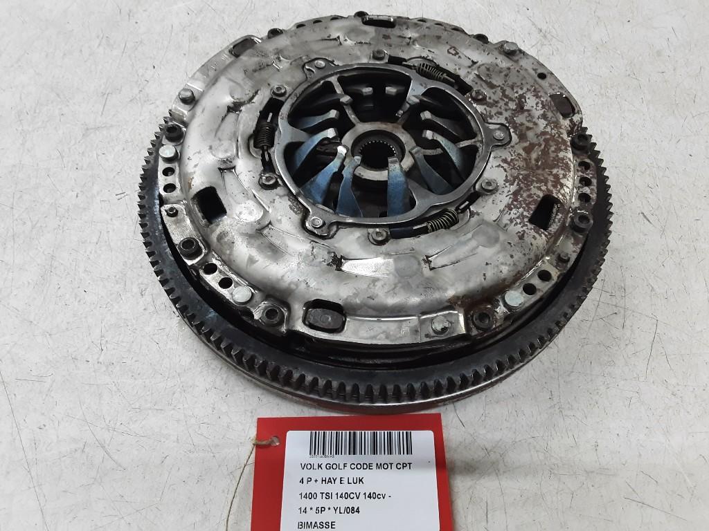 VOLANT MOTEUR BI-MASSE Volkswagen Golf VII (AUA), Autos : Pièces & Accessoires, Volkswagen, Mevr. I. Hauben, Utilisé, Rue de l'Espoir 34 34
4030  GRIVEGNÉE, BE