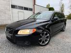 Volvo V70 2.4D5 - 205PK AWD - Full Seatcooling - Xenon - Dak, Auto's, Volvo, Automaat, Euro 5, Zwart, Zwart