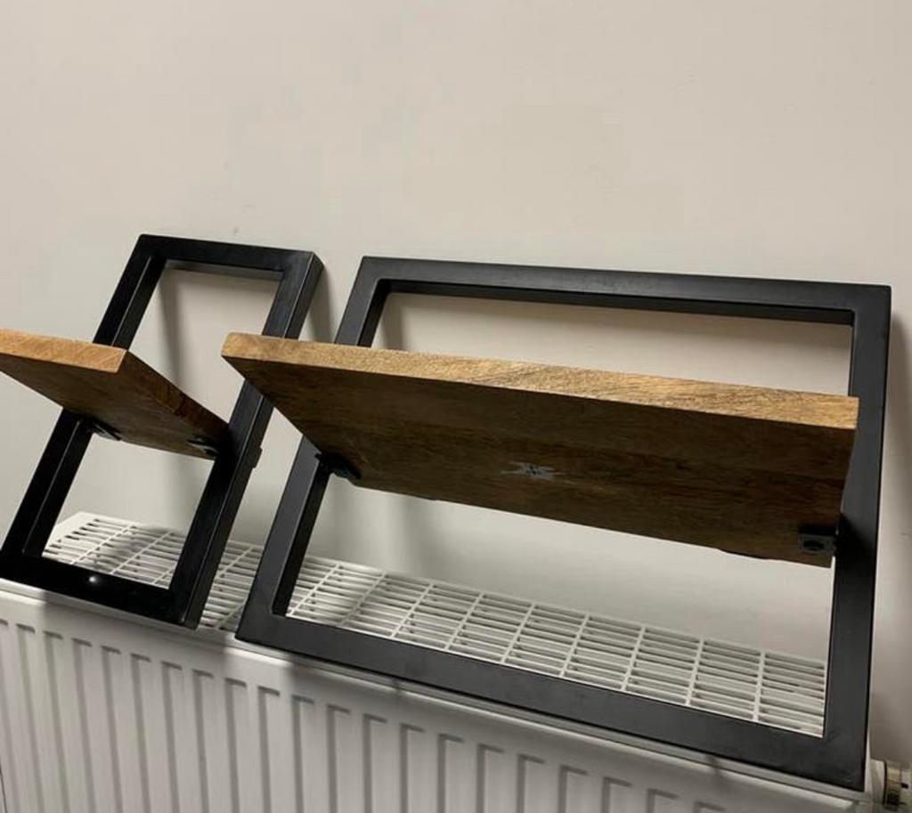 Présentoir en bois massif à 2 étagères murales, Maison & Meubles, Accessoires pour la Maison | Autre, Neuf, Bois, Envoi