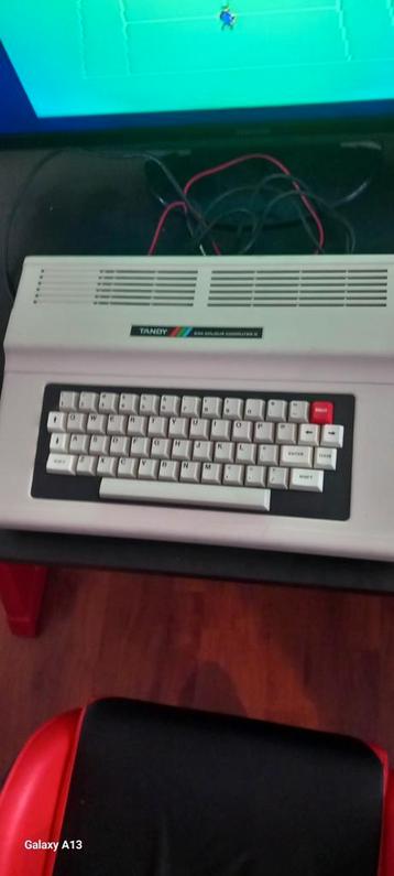 Tandy 64k colour computer 2 beschikbaar voor biedingen