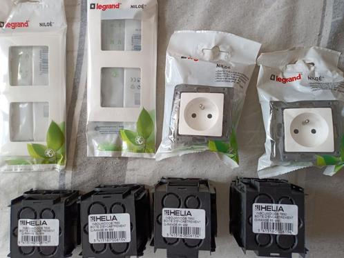 Lot matériels électrique, Doe-het-zelf en Bouw, Elektriciteit en Kabels, Nieuw, Ophalen of Verzenden
