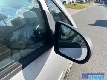 Mitsubishi colt 6 grijs 16H spiegel rechts 2004-2014 beschikbaar voor biedingen