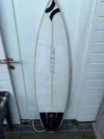 Surfboard + vinnen te koop – €300 (prijs bespreekbaar), Watersport en Boten, Ophalen, Gebruikt, Shortboard, Met vinnen
