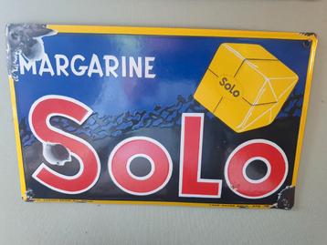 Zeldzame en oude emaille plaat margarine Solo  beschikbaar voor biedingen