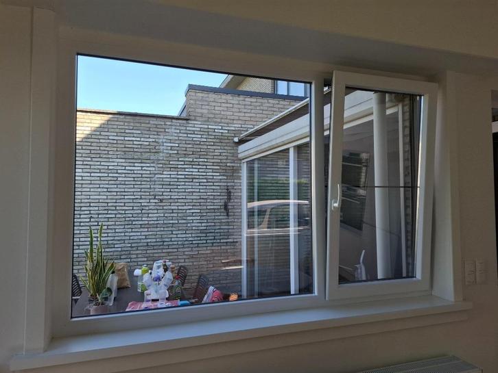 PVC Raam Deceuninck, Doe-het-zelf en Bouw, Glas en Ramen, Gebruikt, Gevelraam of Ruit, 120 tot 160 cm, 160 cm of meer, Dubbelglas