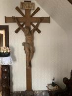 Antiek houten christus, Ophalen