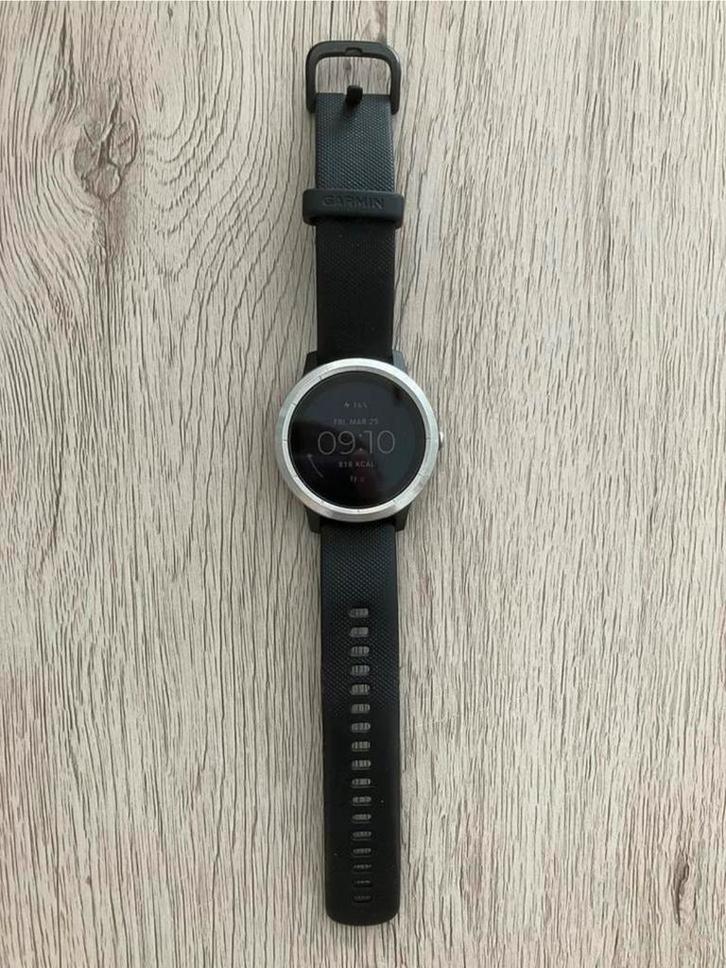 Garmin sporthorloge, Handtassen en Accessoires, Sporthorloges, Gebruikt, Zilver, Afstand, Calorieverbanding, Conditie, GPS, Hartslag