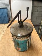 Vetpot met pomp, Ophalen, Gebruikt
