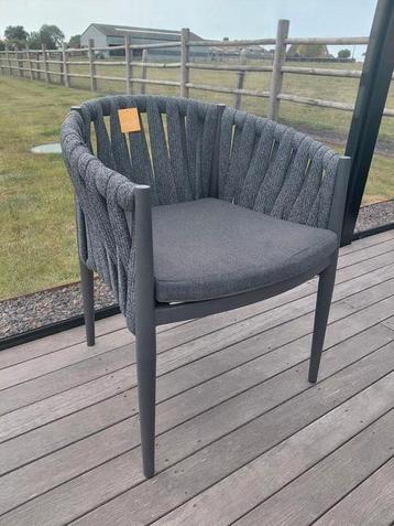 Sun shade tuinstoel beschikbaar voor biedingen