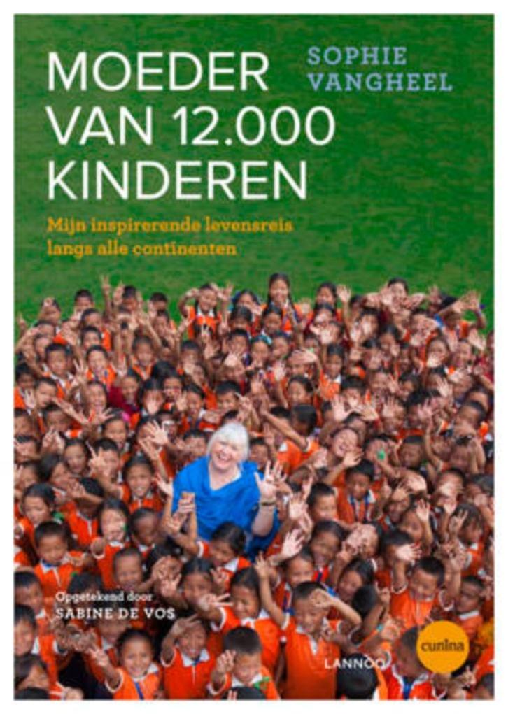 Moeder van 12000 kinderen sophie van gheel 336 blz, Boeken, Reisverhalen, Zo goed als nieuw, Afrika, Ophalen of Verzenden