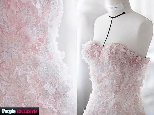 Robe de mariée, motif CHANEL, 36 S, Vêtements | Femmes, Vêtements de mariage & Accessoires de mariage, Comme neuf, Enlèvement