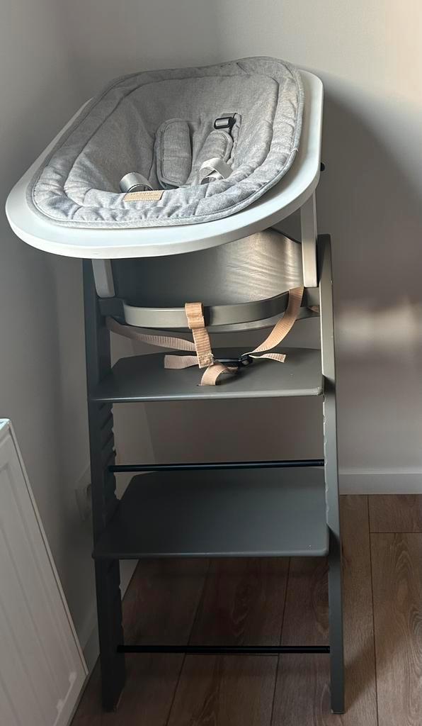 Treppy kinderstoel grijs, Kinderen en Baby's, Kinderstoelen, Zo goed als nieuw, Ophalen