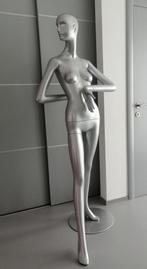 Superbe mannequin SCHLAPPI made in Switzerland Karl Lagerfel, Vêtements | Femmes, Vêtements Femmes Autre, Enlèvement ou Envoi