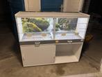 Bakker kweekkooi + onderkast, Ophalen, Zo goed als nieuw, Kunststof, Broedkooi of Kweekkooi