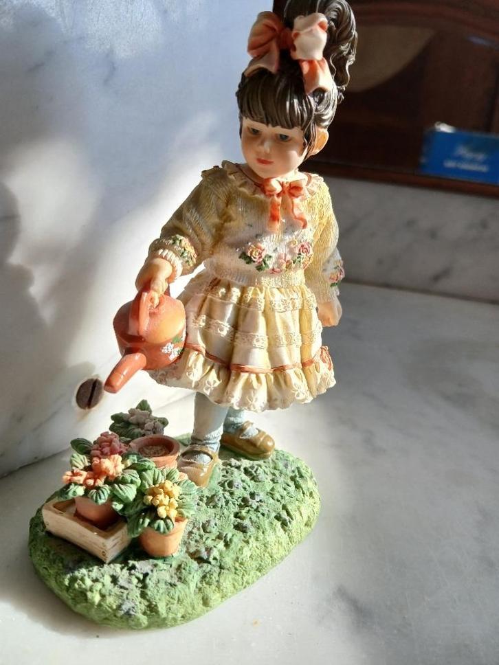 Little Miss Greenfingers, Collections, Statues & Figurines, Neuf, Humain, Enlèvement