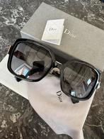 Lunettes de soleil Christian Dior - Soie 2, Handtassen en Accessoires, Zonnebrillen en Brillen | Dames, Ophalen of Verzenden, Zo goed als nieuw