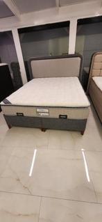 2 persoonsbed, Huis en Inrichting, Ophalen, Grijs