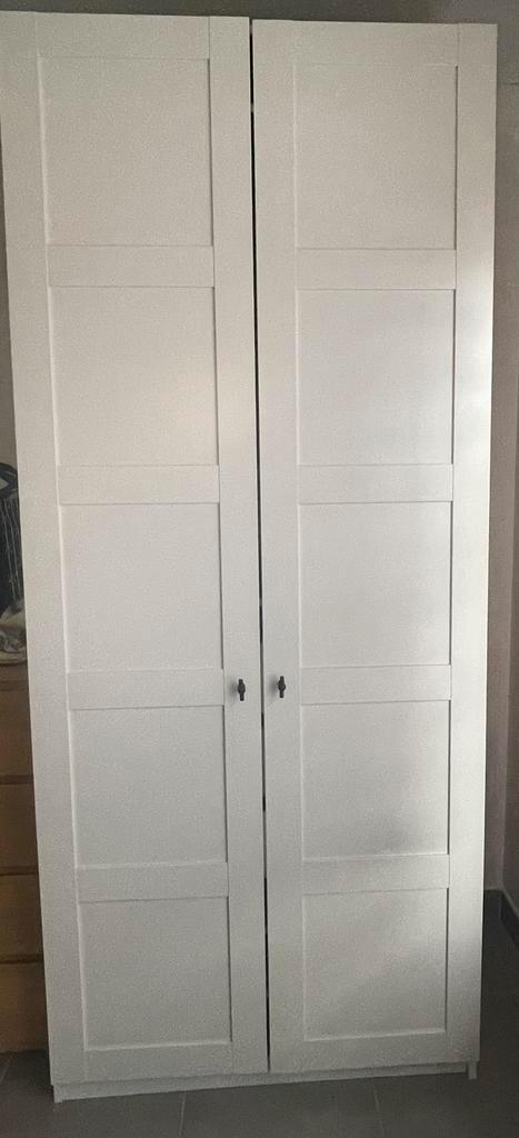 Grote witte kast (frame Pax en deuren Bergsbo), Huis en Inrichting, Kasten | Kleerkasten, Zo goed als nieuw, Ophalen
