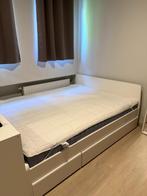 Bed 160X200, matras en lattenbodem, 2 mnd gebruikt, nw staat, Huis en Inrichting, Slaapkamer | Bedden, Ophalen, Wit, Tweepersoons