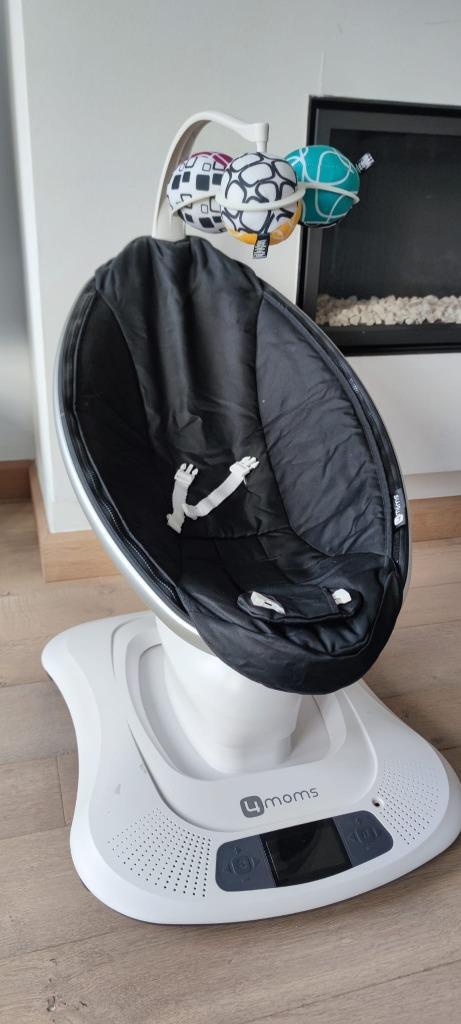 4moms Mamaroo - Noir, Enfants & Bébés, Relax bébé, Comme neuf, Chaise rebondissante, Autres marques, Avec ceinture(s), Réglable