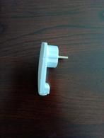 Platte Europese stekker., Enlèvement, Prise de courant