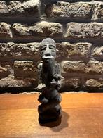 Afrikaans beeld – Moeder met kind (steen), Antiek en Kunst, Ophalen of Verzenden