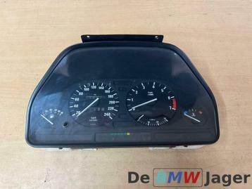 Instrumentenpaneel benzine BMW 5-serie E34 1389490 beschikbaar voor biedingen