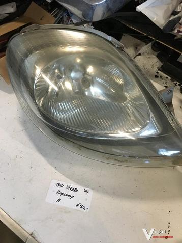 Opel Vivaro 2004 Koplamp Rechts beschikbaar voor biedingen