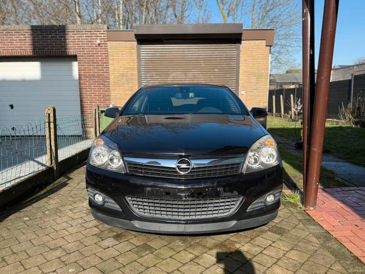 Opel Astra GTC 1.4 Benzine, Auto's, Opel, Particulier, Astra, Benzine, Handgeschakeld, Zwart, Ophalen