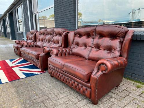 Springvale Chesterfield 3+2+1+poef zetels GRATIS GELEVERD, Antiek en Kunst, Antiek | Meubels | Stoelen en Sofa's, Ophalen of Verzenden