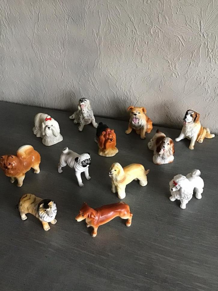 Vintage hondenras figuren., Verzamelen, Dierenverzamelingen, Zo goed als nieuw, Ophalen of Verzenden