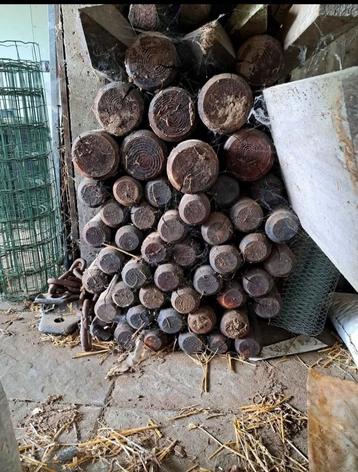 Weidepalen beschikbaar voor biedingen