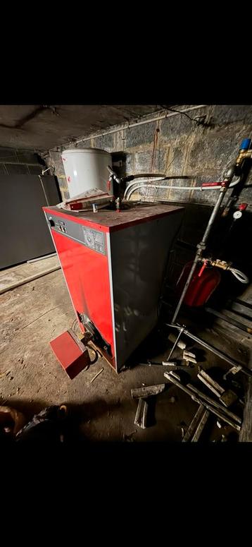 Chaudière à mazout avec la cuve à mazout, Enlèvement ou Envoi, Comme neuf
