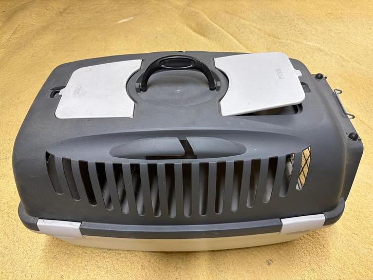 Reisbench voor kleine hond ( yorkshire of kat), Dieren en Toebehoren, Katten-accessoires, Zo goed als nieuw, Ophalen