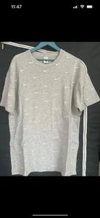 T-shirt Nike gris multi swoosh taille L, Maat 52/54 (L), Nike, Ophalen of Verzenden, Zo goed als nieuw