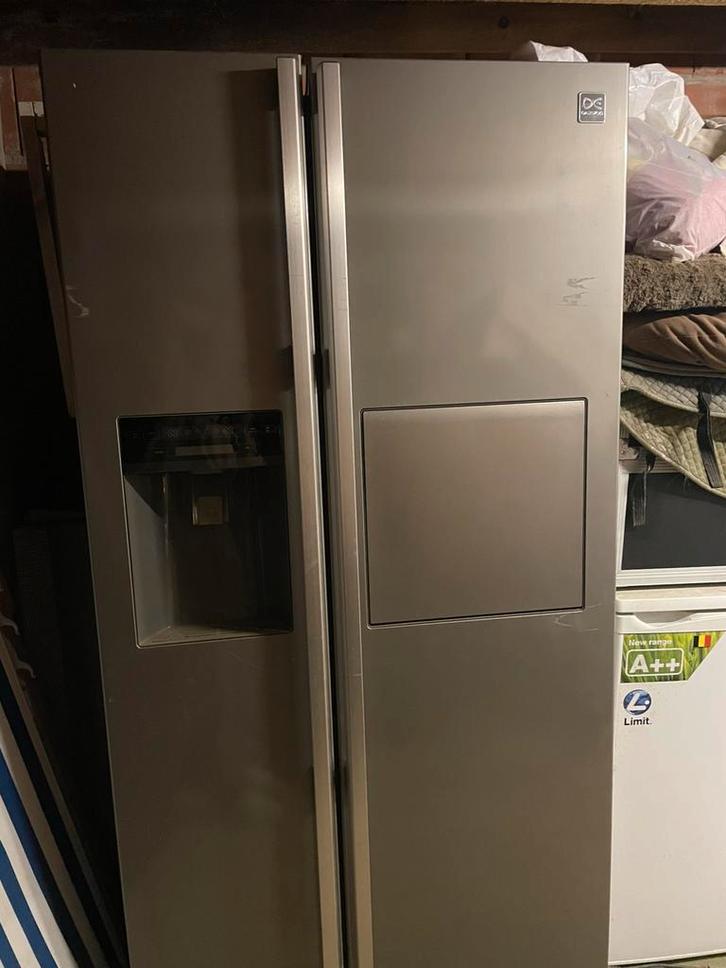 Amerikaanse koelkast en vriezer, Elektronische apparatuur, Koelkasten en IJskasten, Gebruikt, Met aparte vriezer, 160 cm of meer