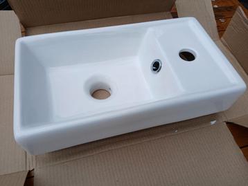 Lavabo évier lave-mains porcelaine blanc neuf beschikbaar voor biedingen