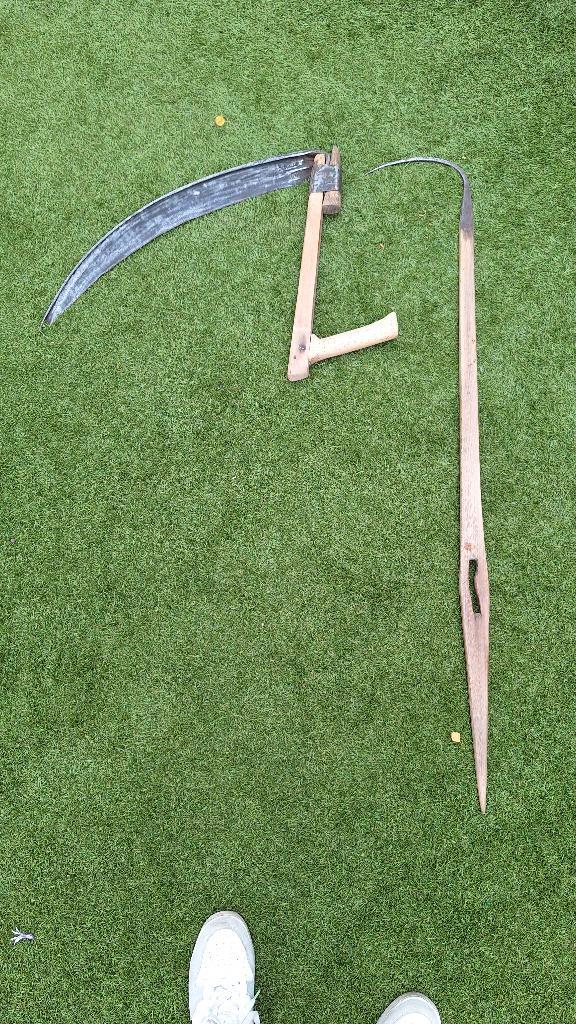 Antieke zicht en zeis - passend in mekaar - zeer mooie staat, Antiek en Kunst, Antiek | Gereedschap en Instrumenten, Ophalen