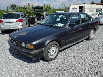 BMW 520 E34 Voiture classique de 1991, Autos, Entreprise, Autres carburants, Autre carrosserie, Occasion