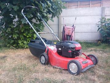 Grasmaaier zelftrekker rover beschikbaar voor biedingen