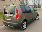 Skoda Roomster 1.6 CR TDi Family DPF//2014//NAVI//TOIT PANO/, Euro 5, Roomster, Bedrijf, Handgeschakeld