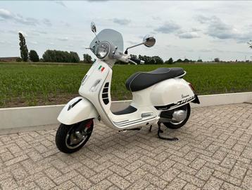 Vespa GTS 125cc Super sport (kleur: wit) beschikbaar voor biedingen