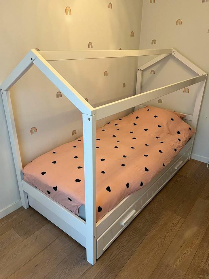 Eenpersoons bedhuisje wit met bedlade (excl. matras), Kinderen en Baby's, Kinderkamer | Bedden, Zo goed als nieuw, 180 cm of meer