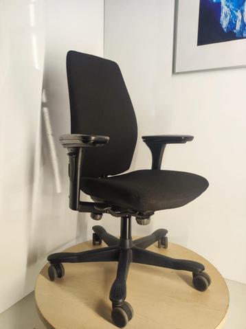 Ergonomische bureaustoel Kinnarps PLUS 5000 beschikbaar voor biedingen