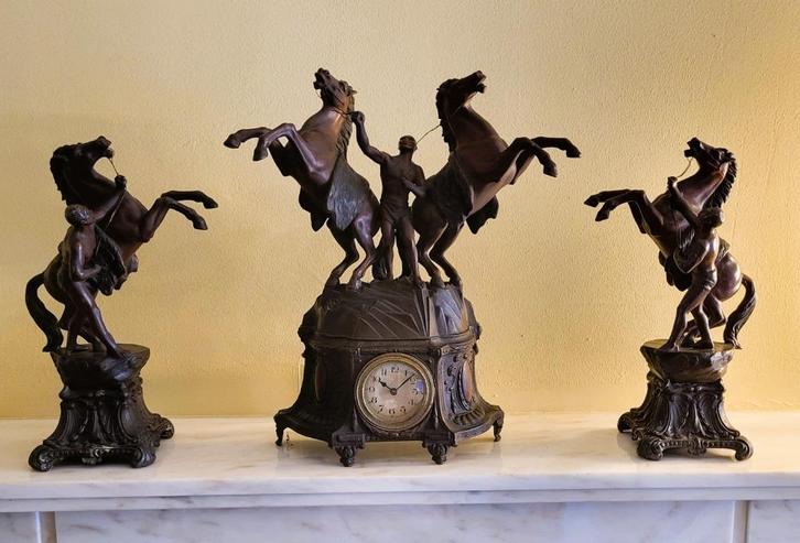 ✔️"Les Chevaux De Marly” open haardset XIXe, Antiek en Kunst, Kunst | Beelden en Houtsnijwerken, Verzenden