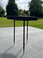 Table d'appoint noire élégante, Enlèvement, Comme neuf, Rond, Métal ou Aluminium