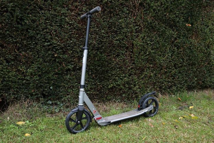 2 dezelfde step(s) in uitstekende staat, Vélos & Vélomoteurs, Trottinettes, Enlèvement ou Envoi