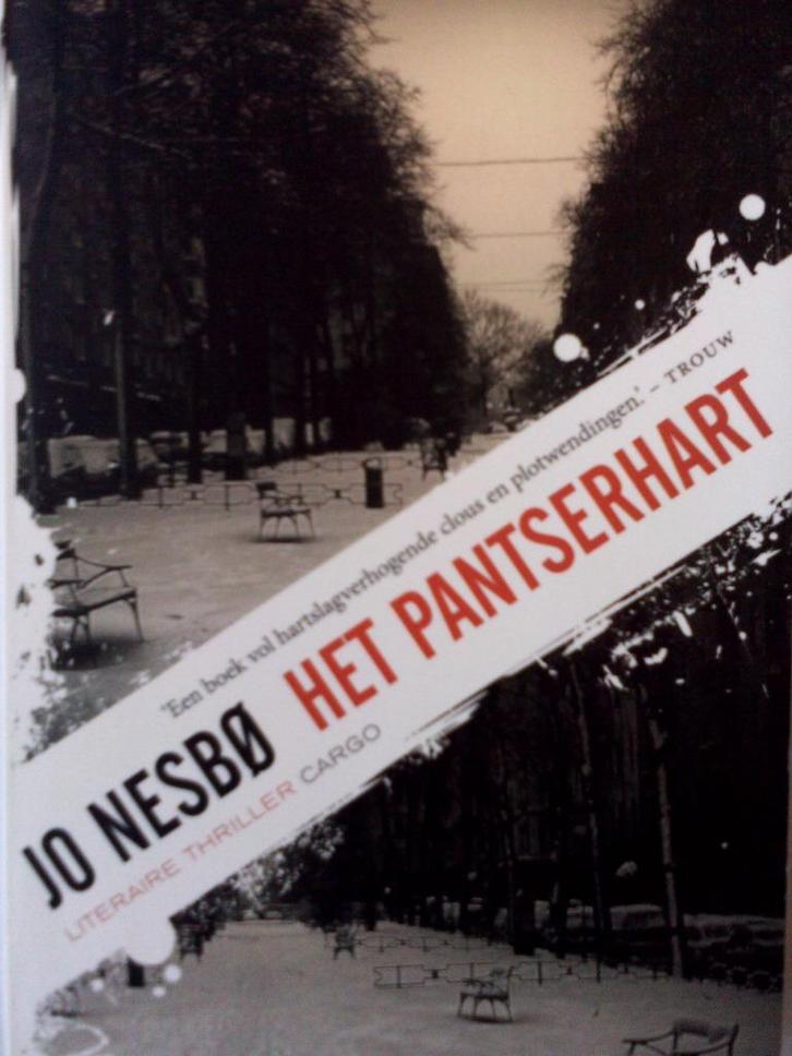HET PANTSERHART.  Jo Nesbo, Boeken, Thrillers, Zo goed als nieuw, Scandinavië, Ophalen of Verzenden